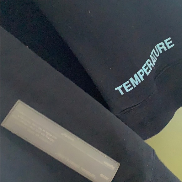 Off white crew neck size large - Picture 5 of 6